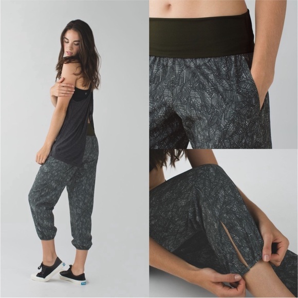 Lululemon gator green yoga om pant - Picture 2 of 7